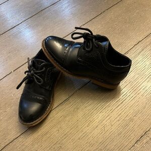 Stacy Adams Black Dress Shoes with Polished Leather Finish